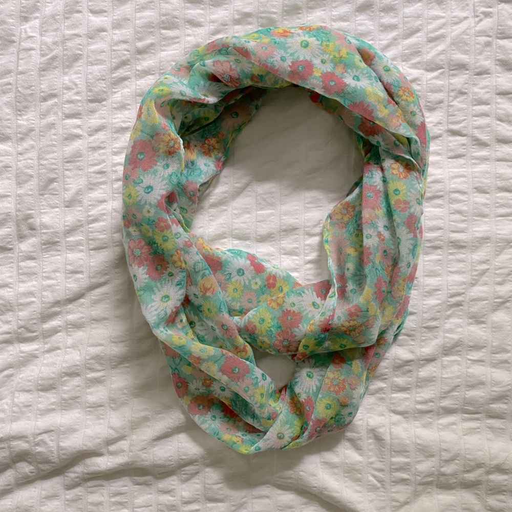 Girls/Womens Colorful Floral Infinity Scarf